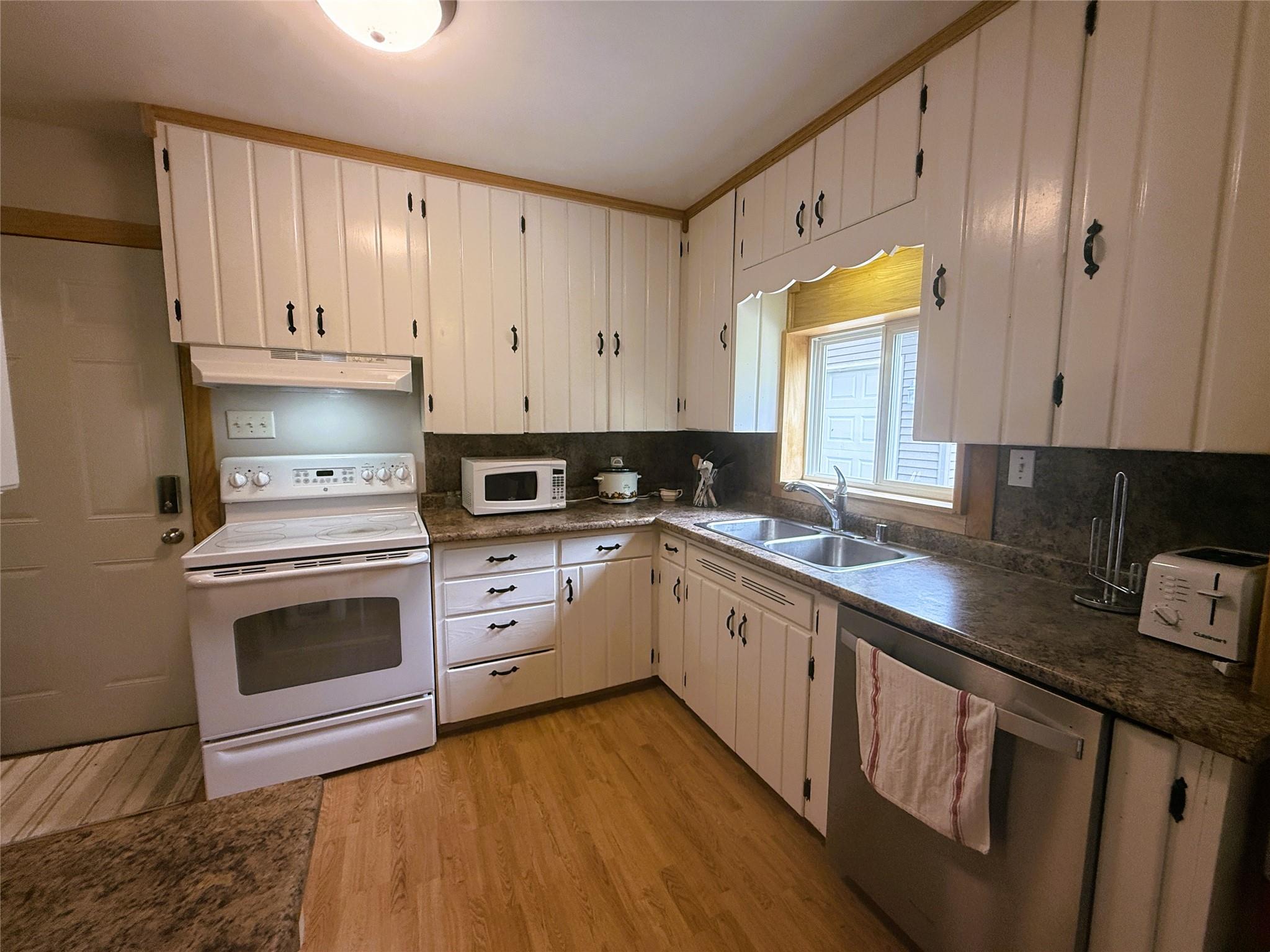 618 Park Avenue E Ladysmith WI 54848 1603075 image3