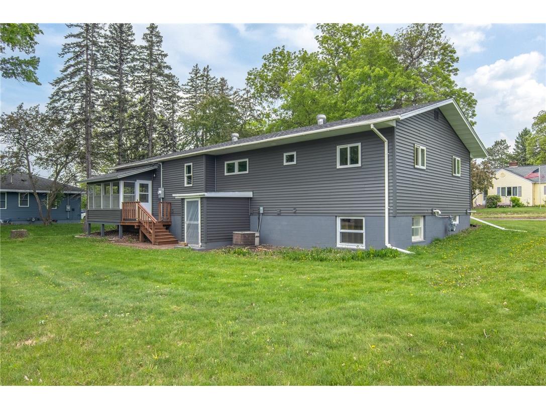 619 Aspen Avenue S Amery WI 54001 1591928 image1