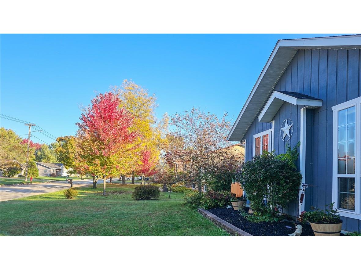 619 Rose Street Black River Falls WI 54615 1596697 image5