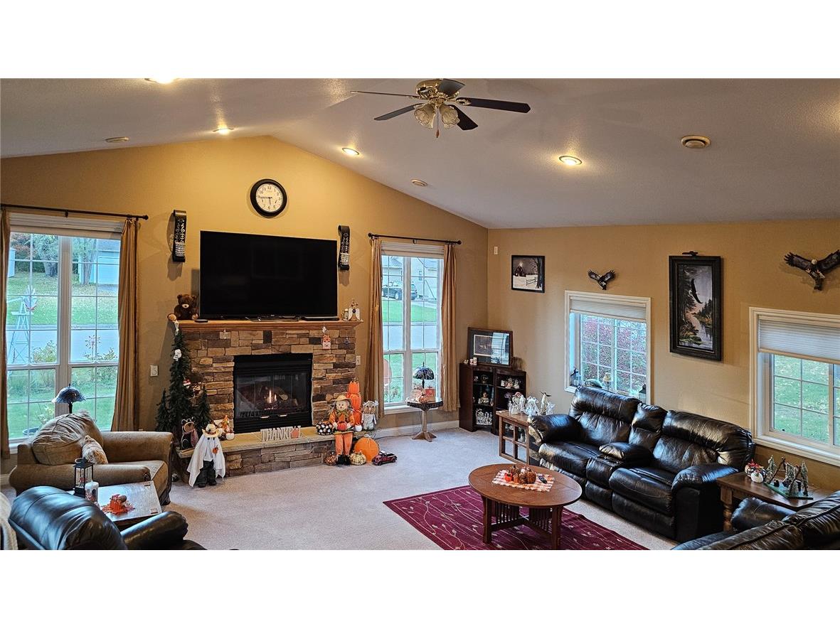 619 Rose Street Black River Falls WI 54615 1596697 image8