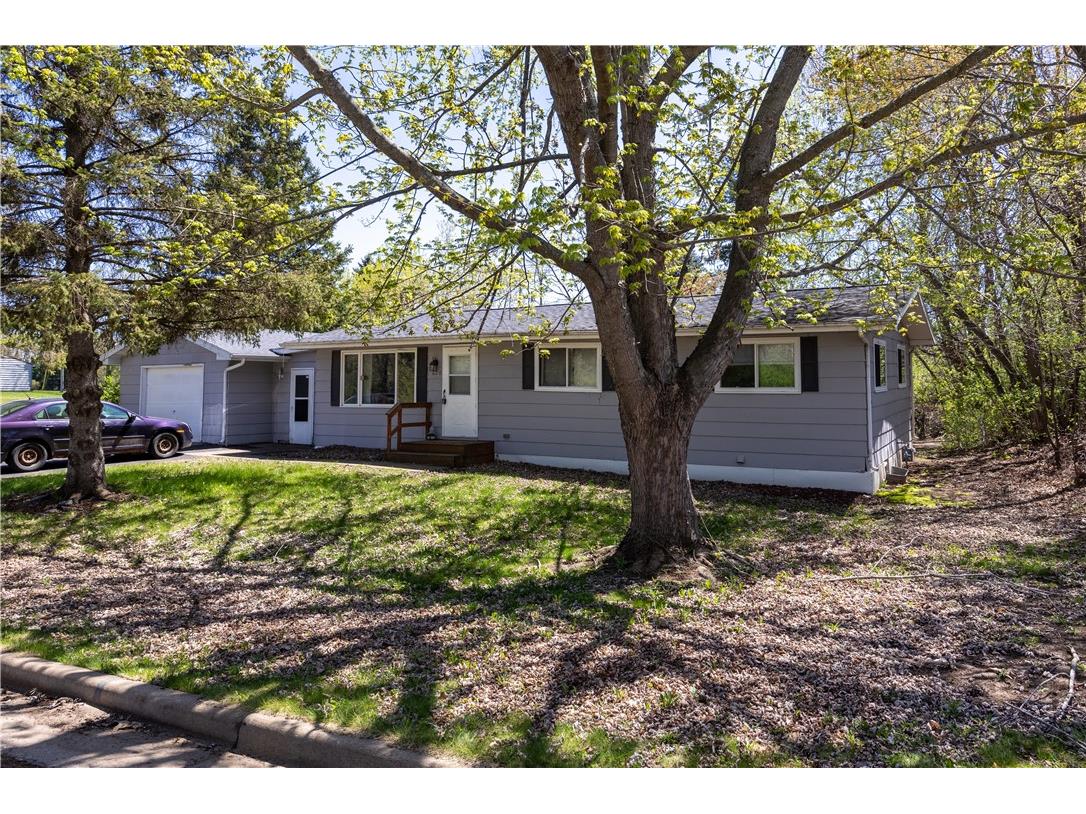 620 Park Avenue E Ladysmith WI 54848 1588094 image1