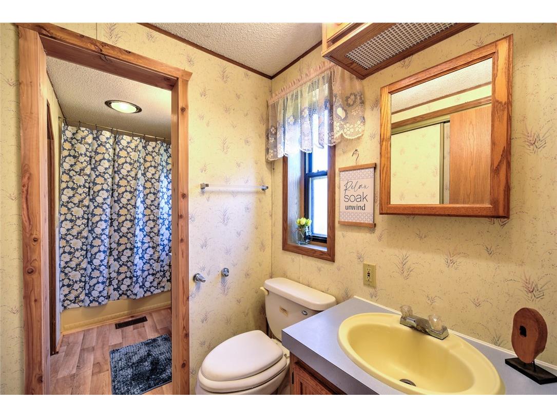 6239 Peterson Road Webster WI 54893 1596055 image31