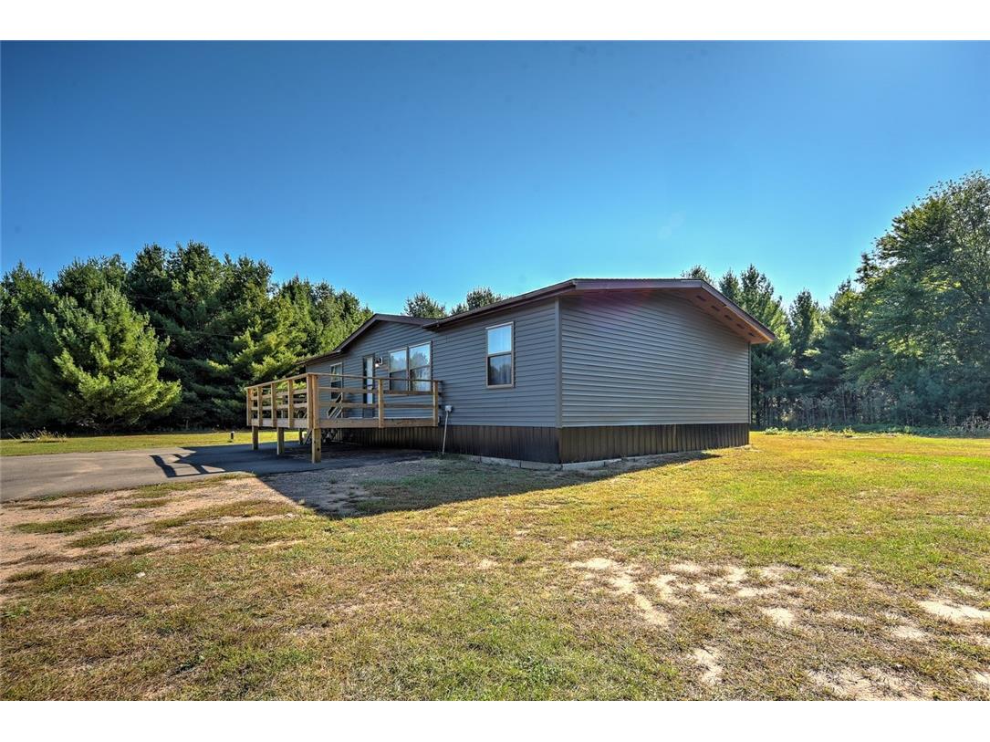 6239 Peterson Road Webster WI 54893 1596055 image46