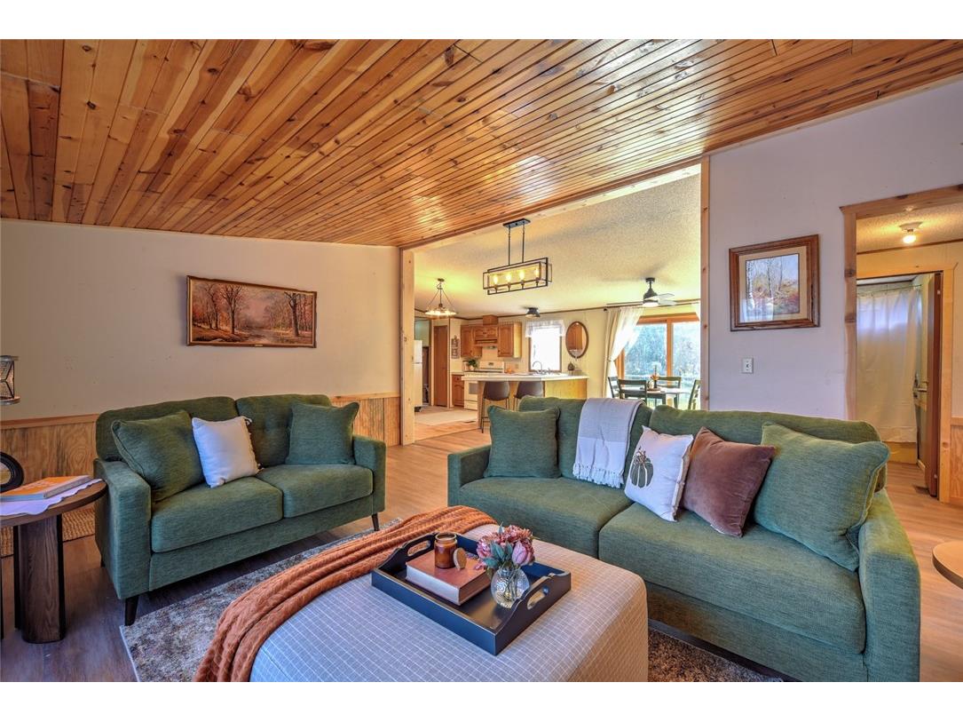 6239 Peterson Road Webster WI 54893 1596055 image5