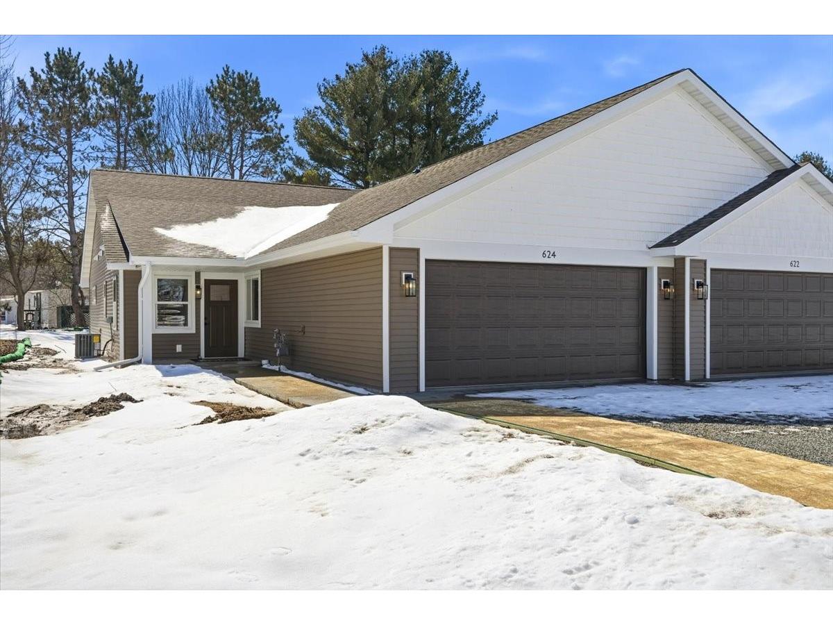 624 Sundance Street Amery WI 54001 1599594 image1