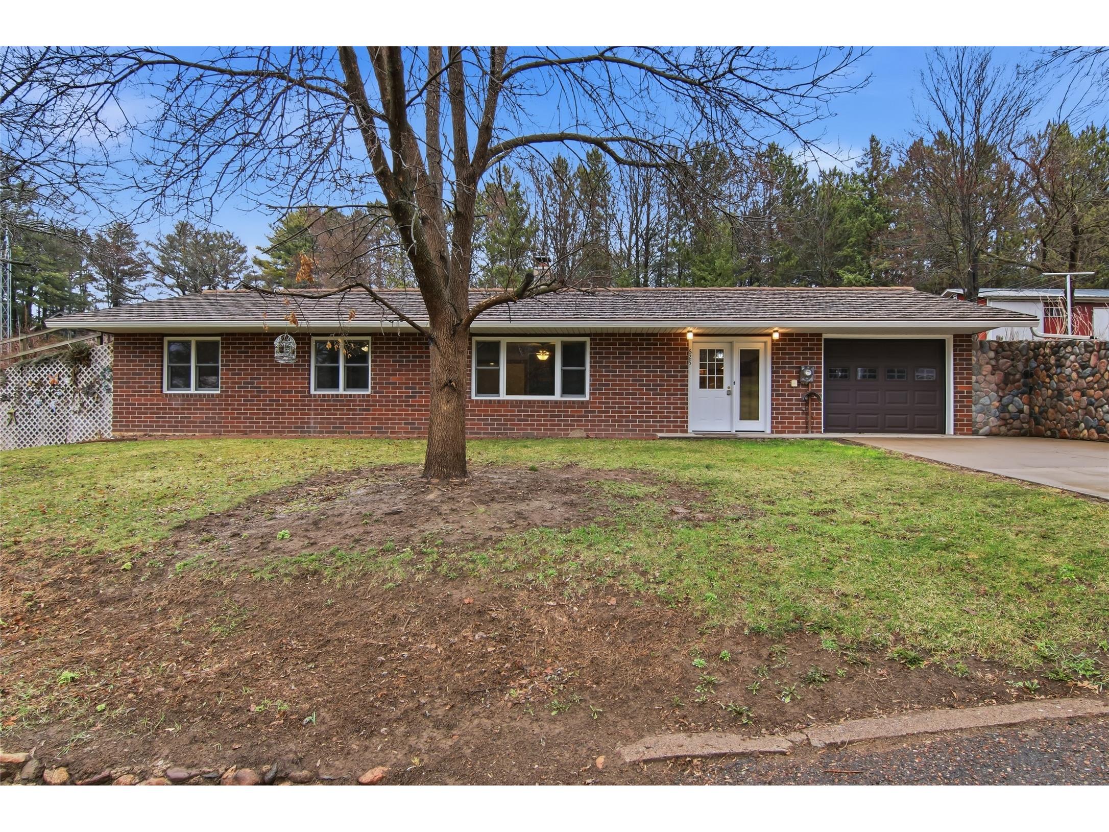 625 10th Avenue Bloomer WI 54724 1599484 image1