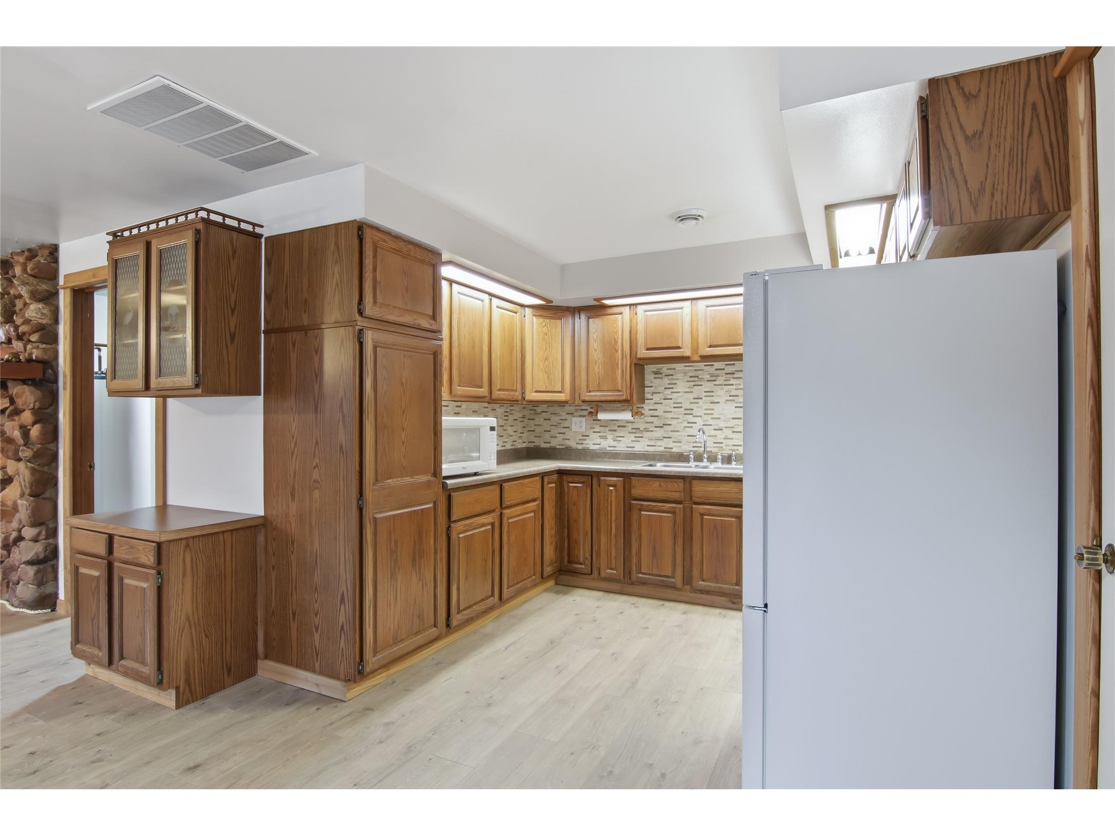 625 10th Avenue Bloomer WI 54724 1599484 image15