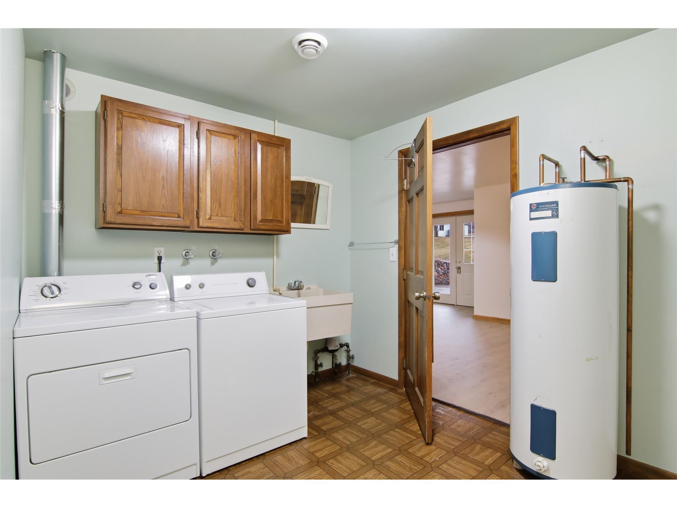 625 10th Avenue Bloomer WI 54724 1599484 image23
