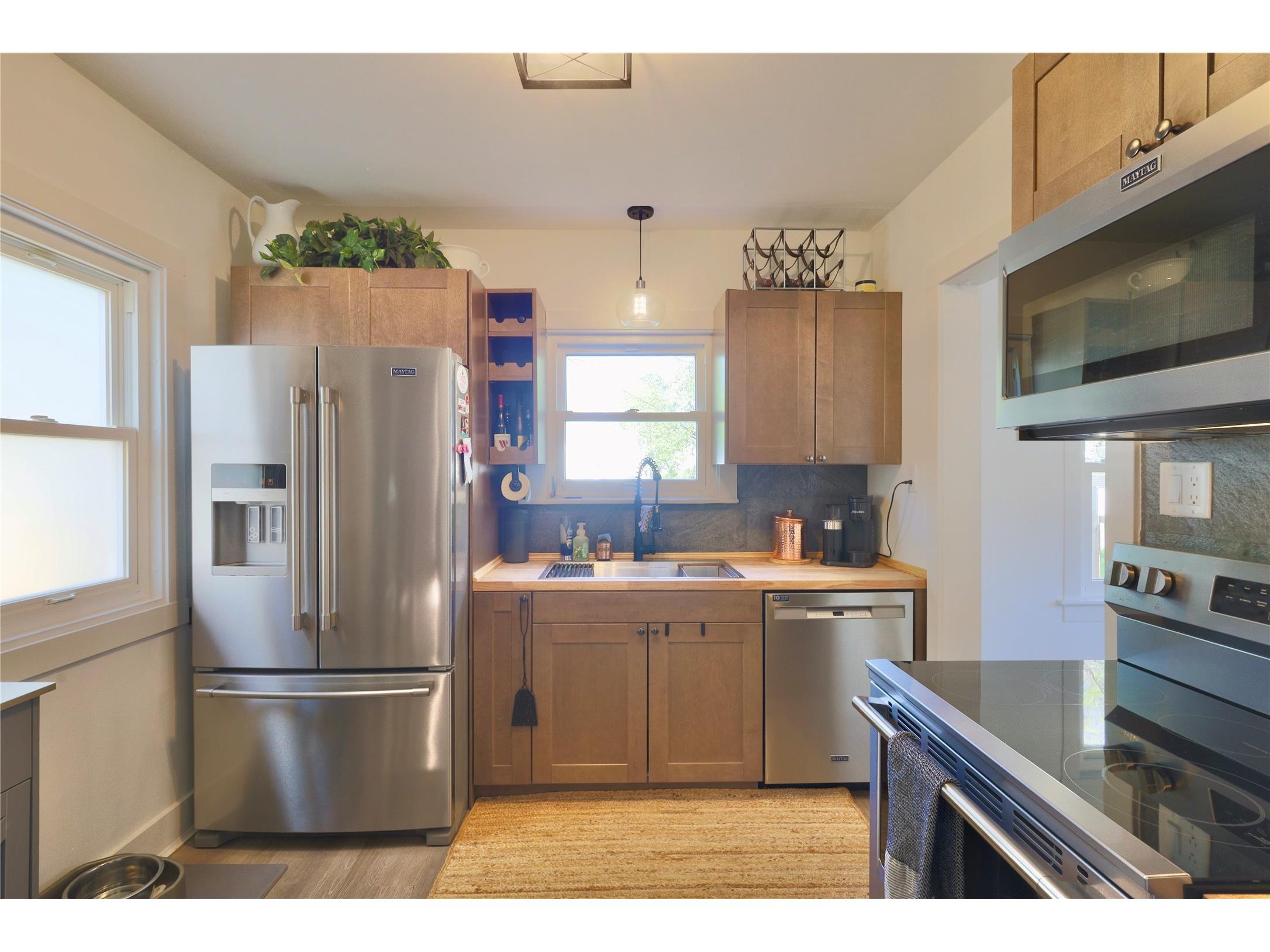 625 N Dewey Street Eau Claire WI 54703 1602197 image16