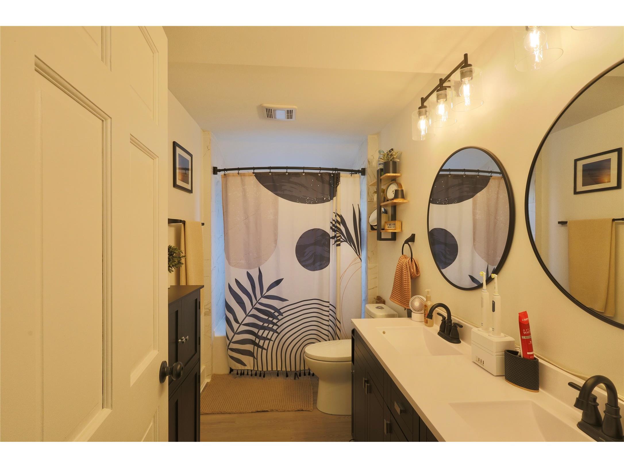 625 N Dewey Street Eau Claire WI 54703 1602197 image26