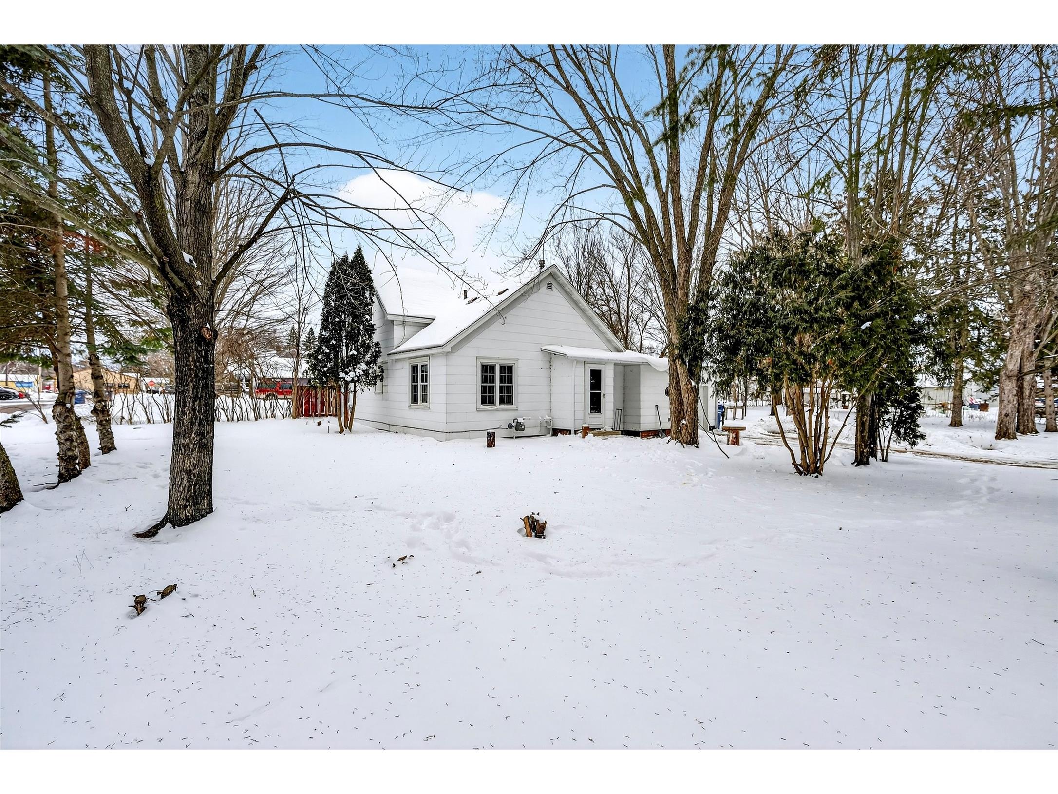 626 Leonard Street Chetek WI 54728 1599267 image5
