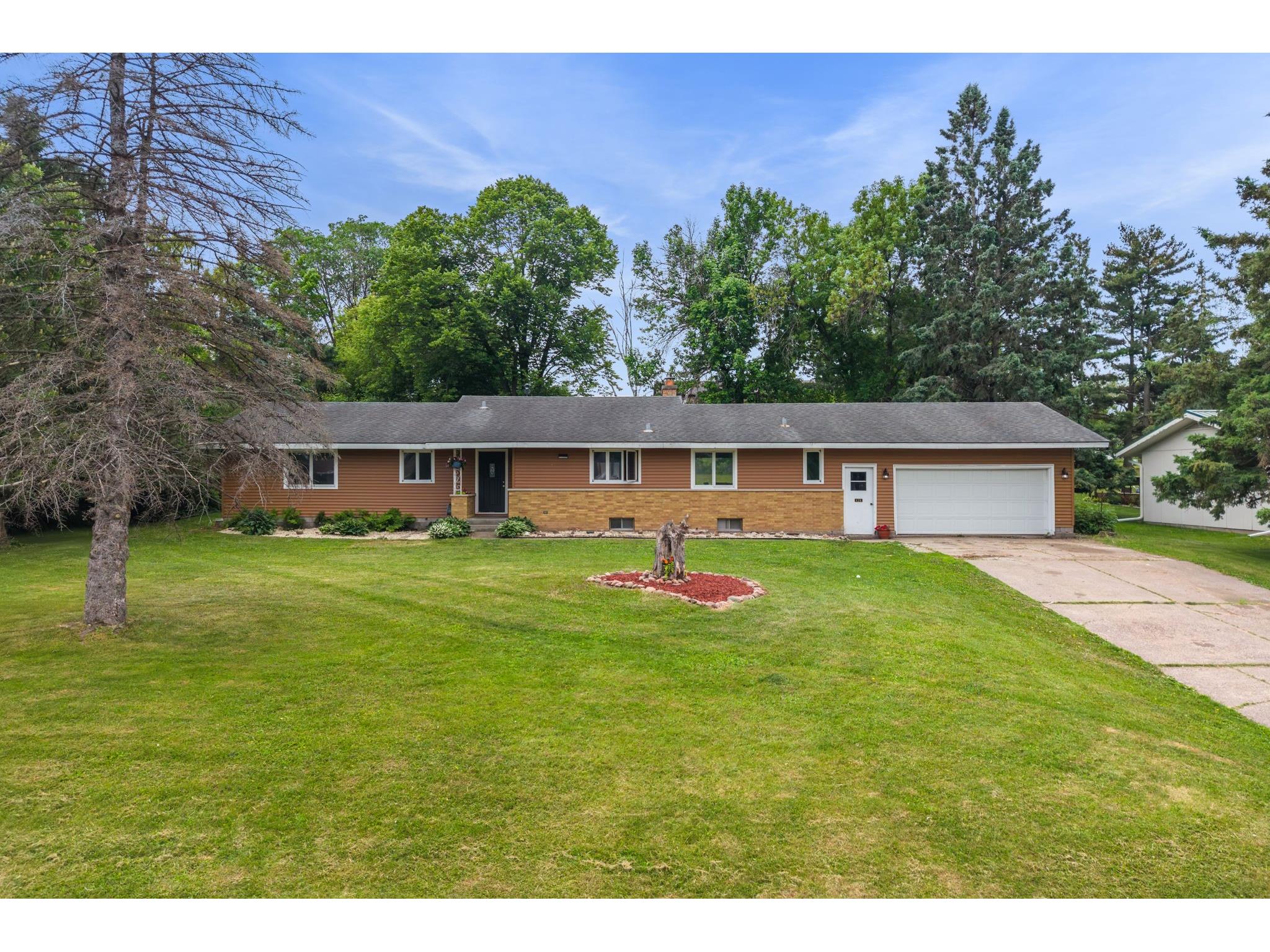 628 E Wisconsin Avenue Barron WI 54812 1602277 image44