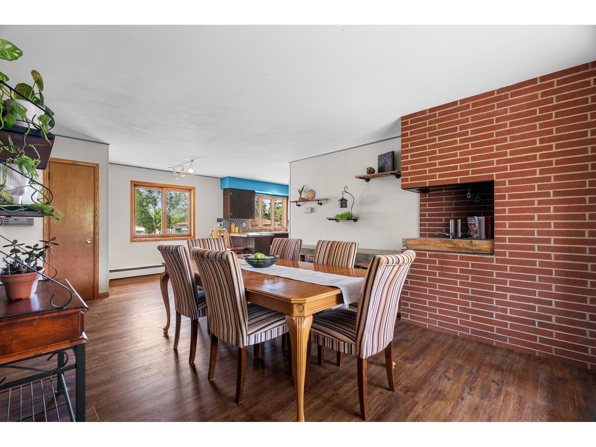 628 E Wisconsin Avenue Barron WI 54812 1602277 image8