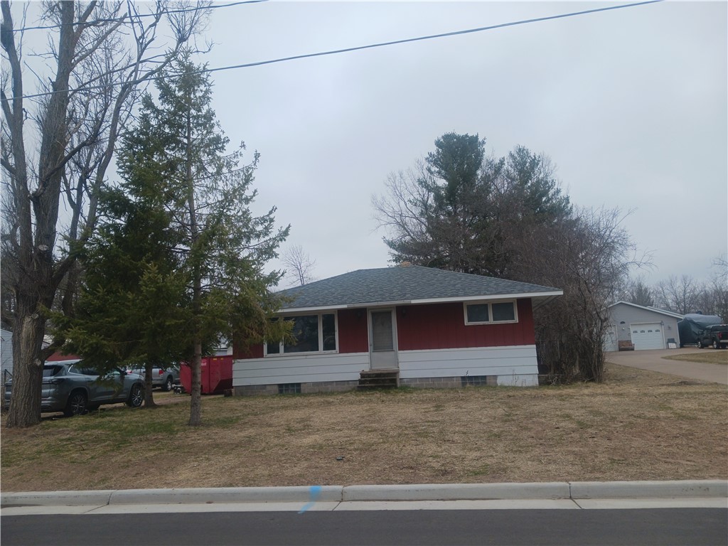 628 W Garden Street Chippewa Falls WI 54729 1590386 image1