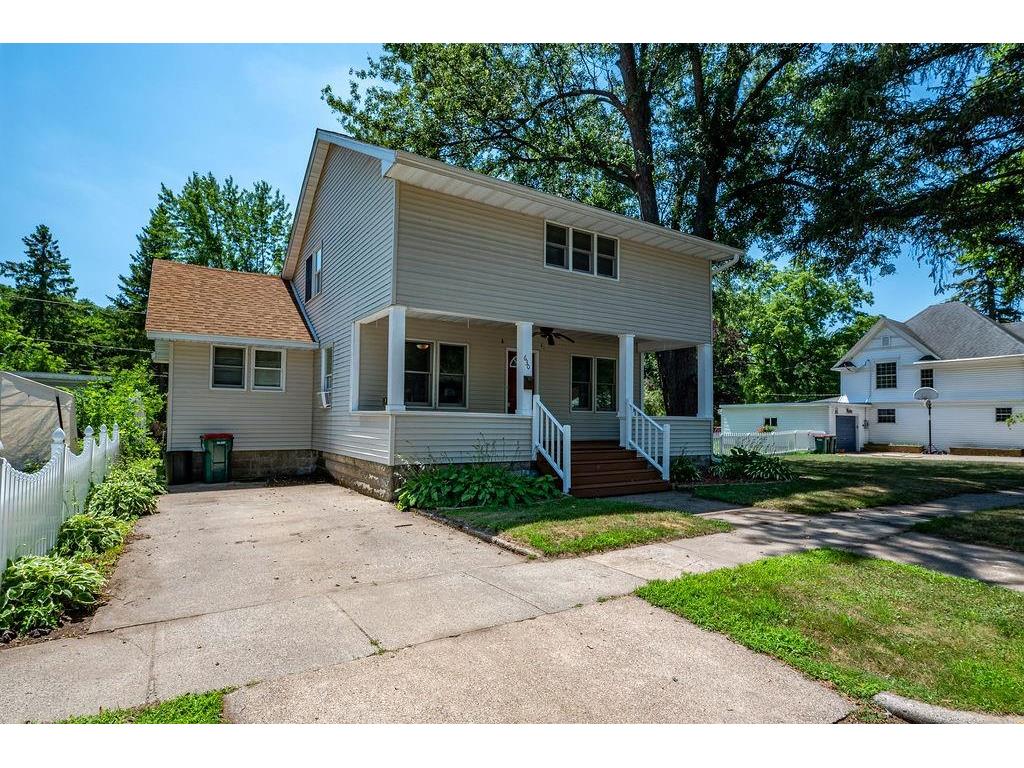 630 Lake Street, River Falls, WI 54022 MLS 1567017 Edina Realty