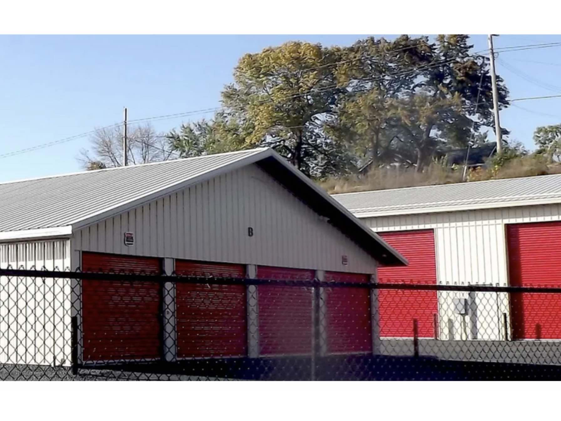 631 E Madison Street Eau Claire WI 54703 1602086 image1