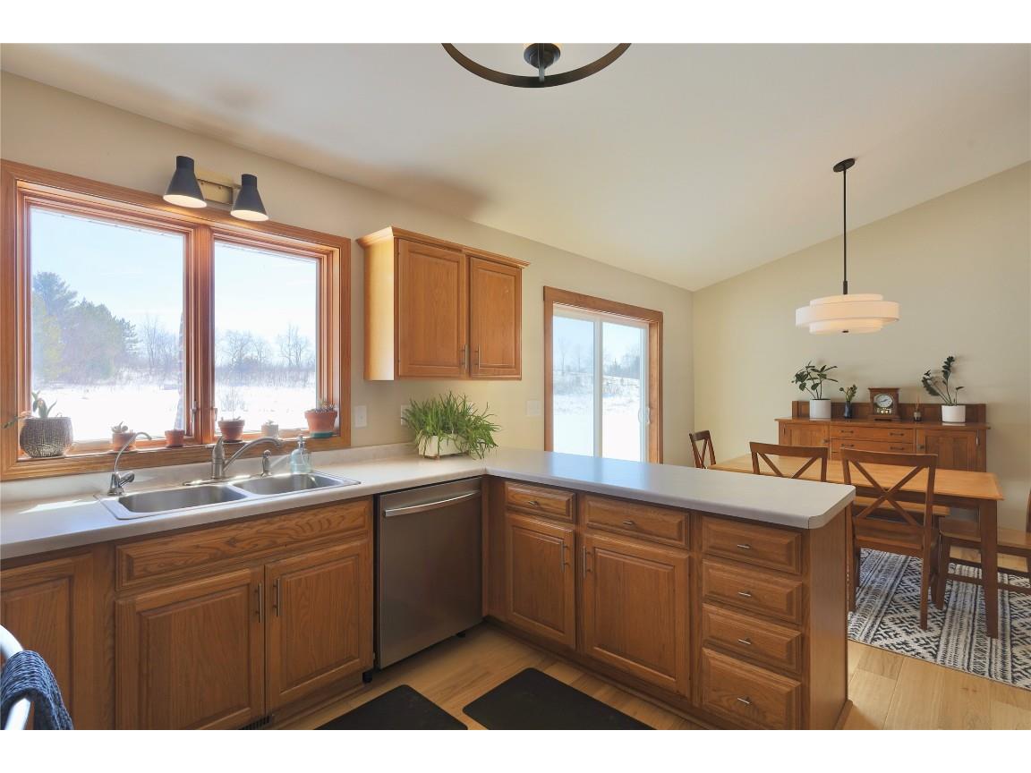 6323 17th Avenue Eau Claire WI 54703 1599732 image20