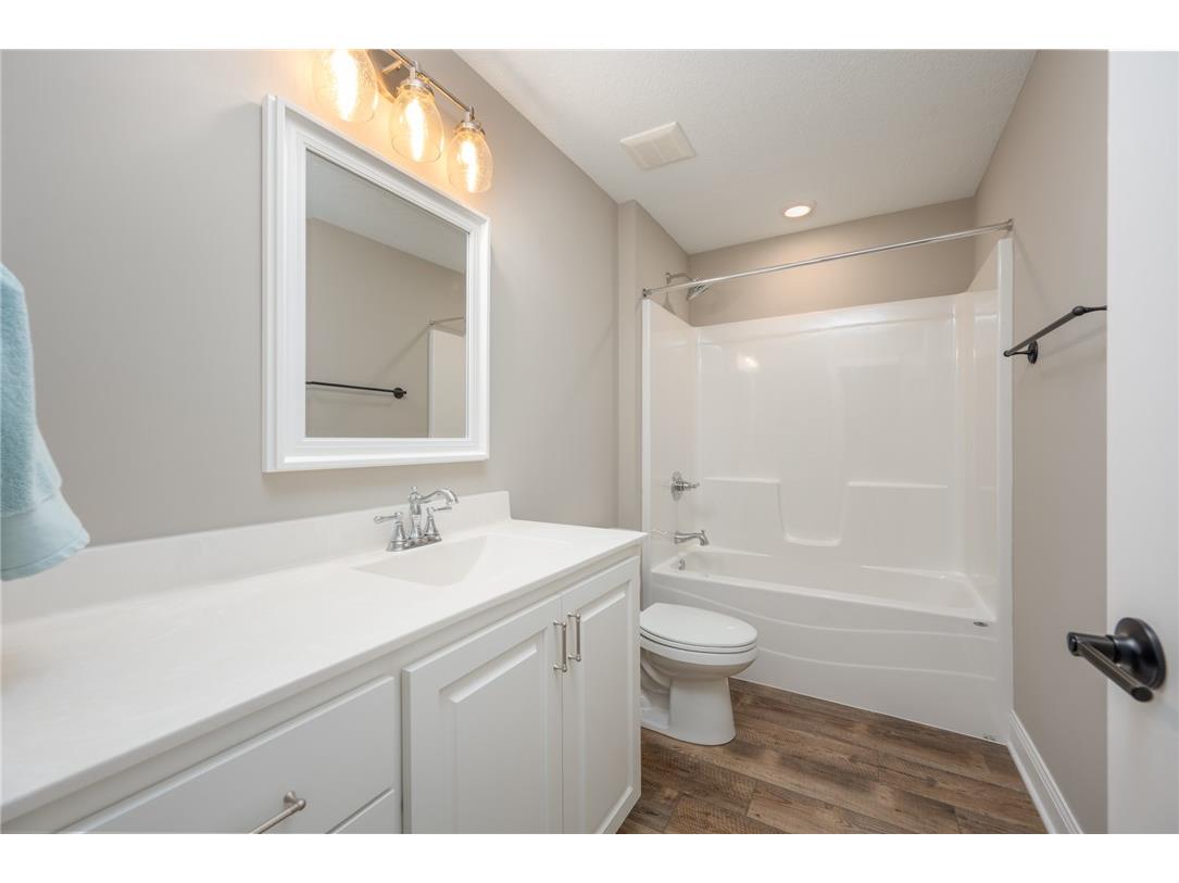 637 Maple Court New Richmond WI 54017 - Paperjack Creek 1594885 image10