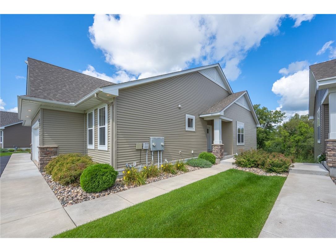 637 Maple Court New Richmond WI 54017 - Paperjack Creek 1594885 image2