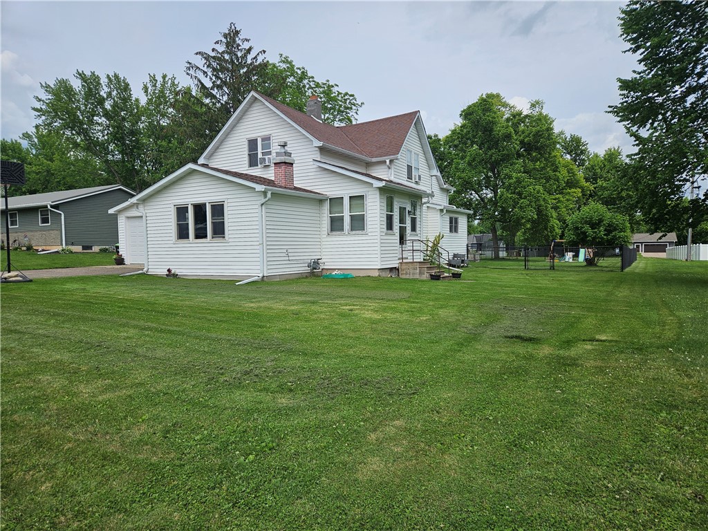 638 Madison Street Stanley WI 54768 1592646 image1