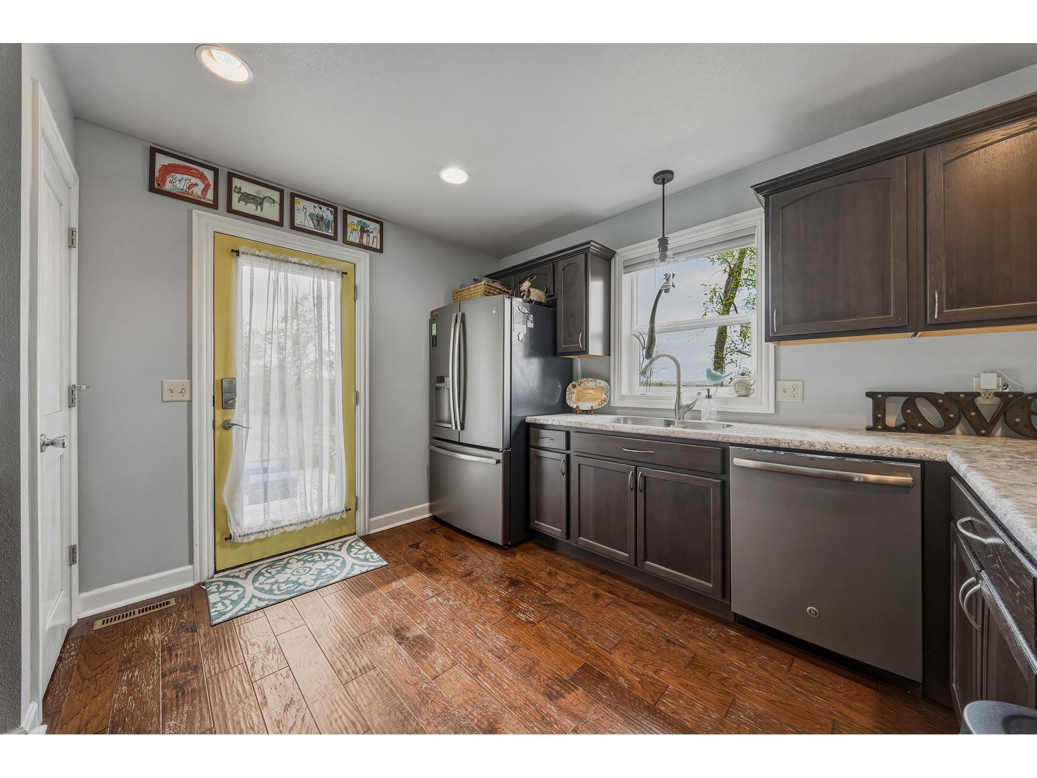 644 Putnam Street Eau Claire WI 54703 1600889 image22