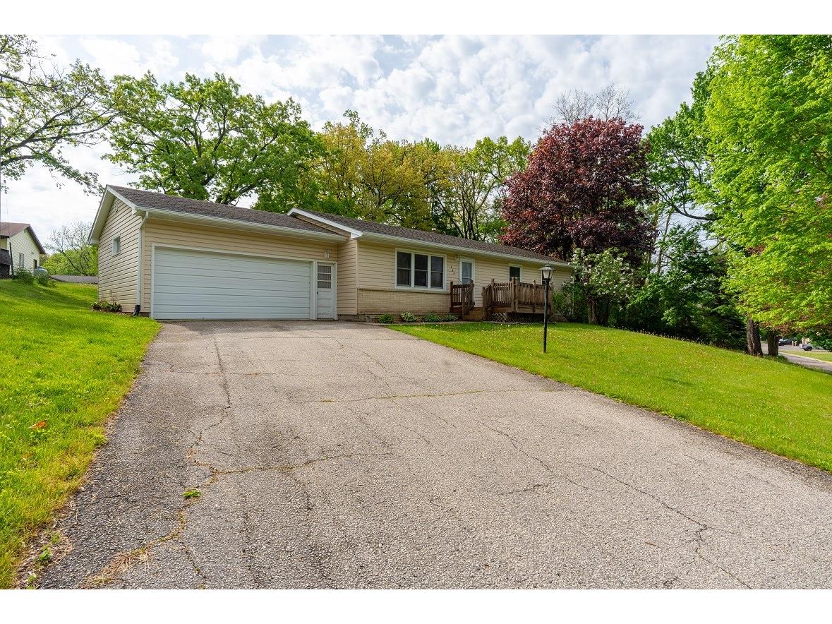 649 Oakwood Drive Durand WI 54736 1601289 image1