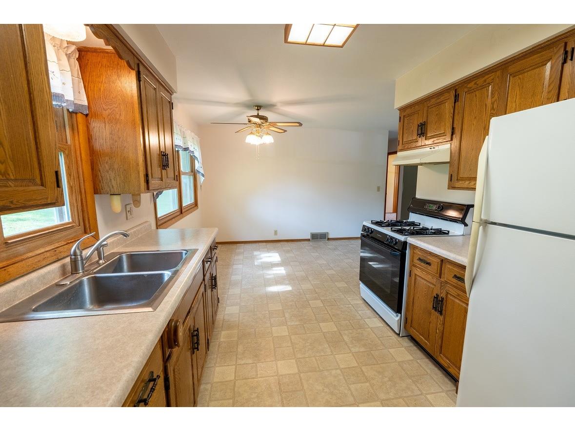 649 Oakwood Drive Durand WI 54736 1601289 image15