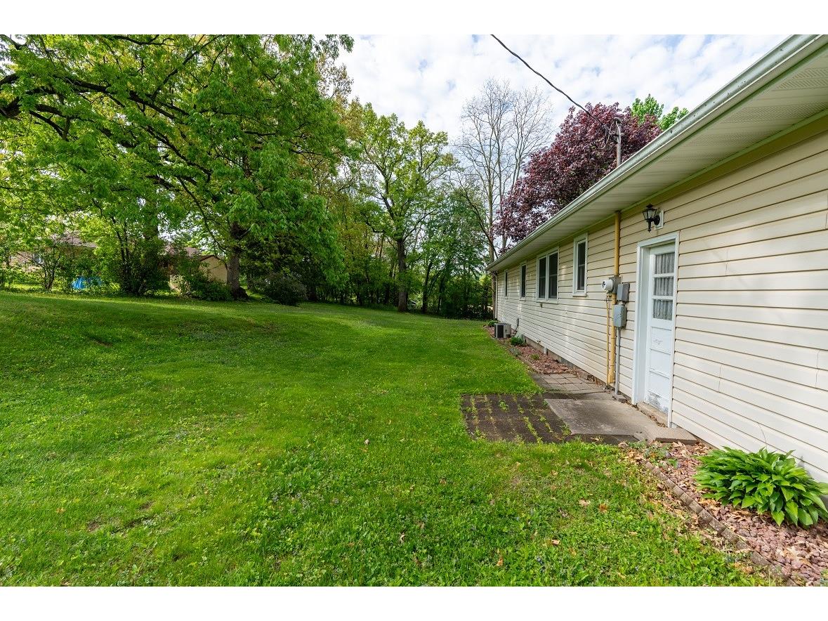 649 Oakwood Drive Durand WI 54736 1601289 image9