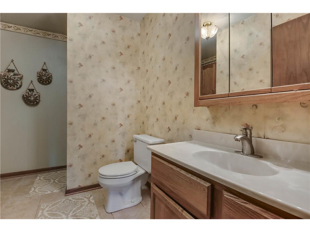 650 N Main Street Cadott WI 54727 - Yellow 1591346 image17