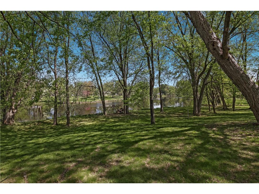 650 N Main Street Cadott WI 54727 - Yellow 1591346 image6