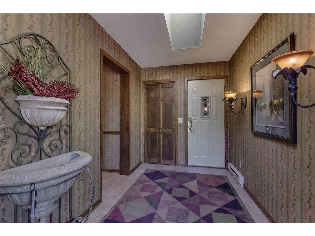 650 N Main Street Cadott WI 54727 - Yellow 1591346 image9