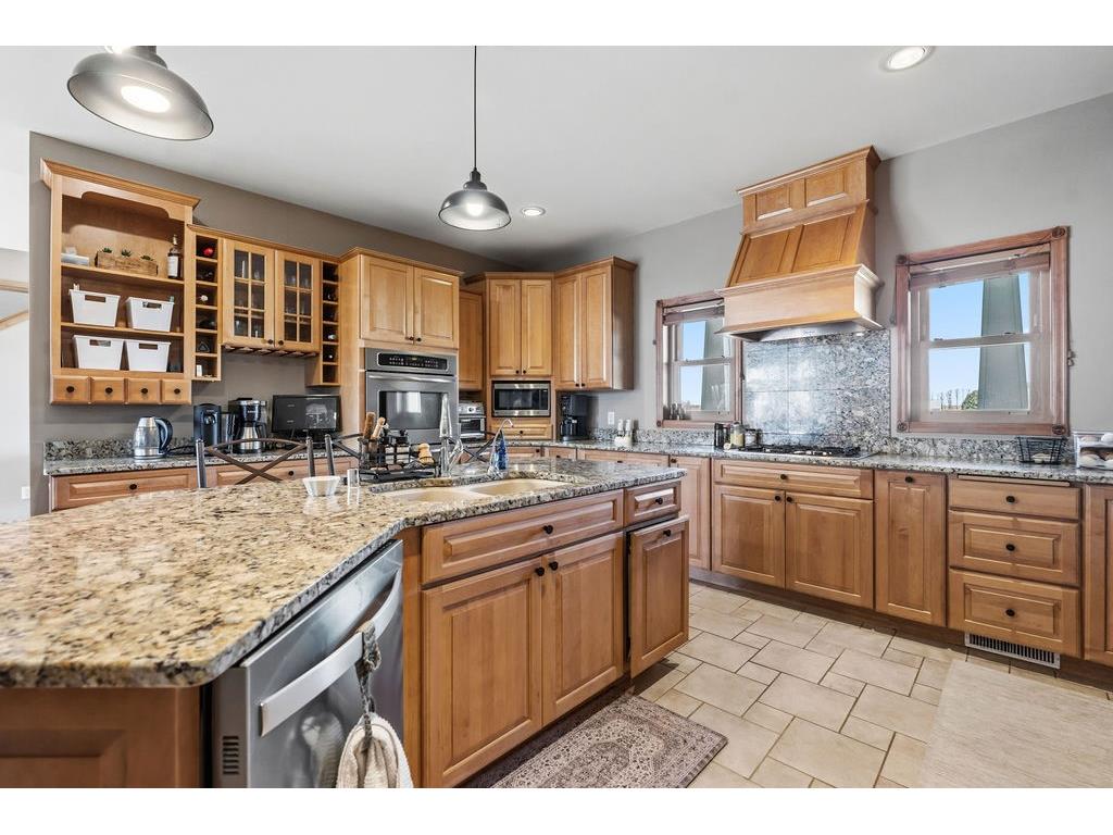 6751 30th Avenue Eau Claire WI 54703 1599782 image9