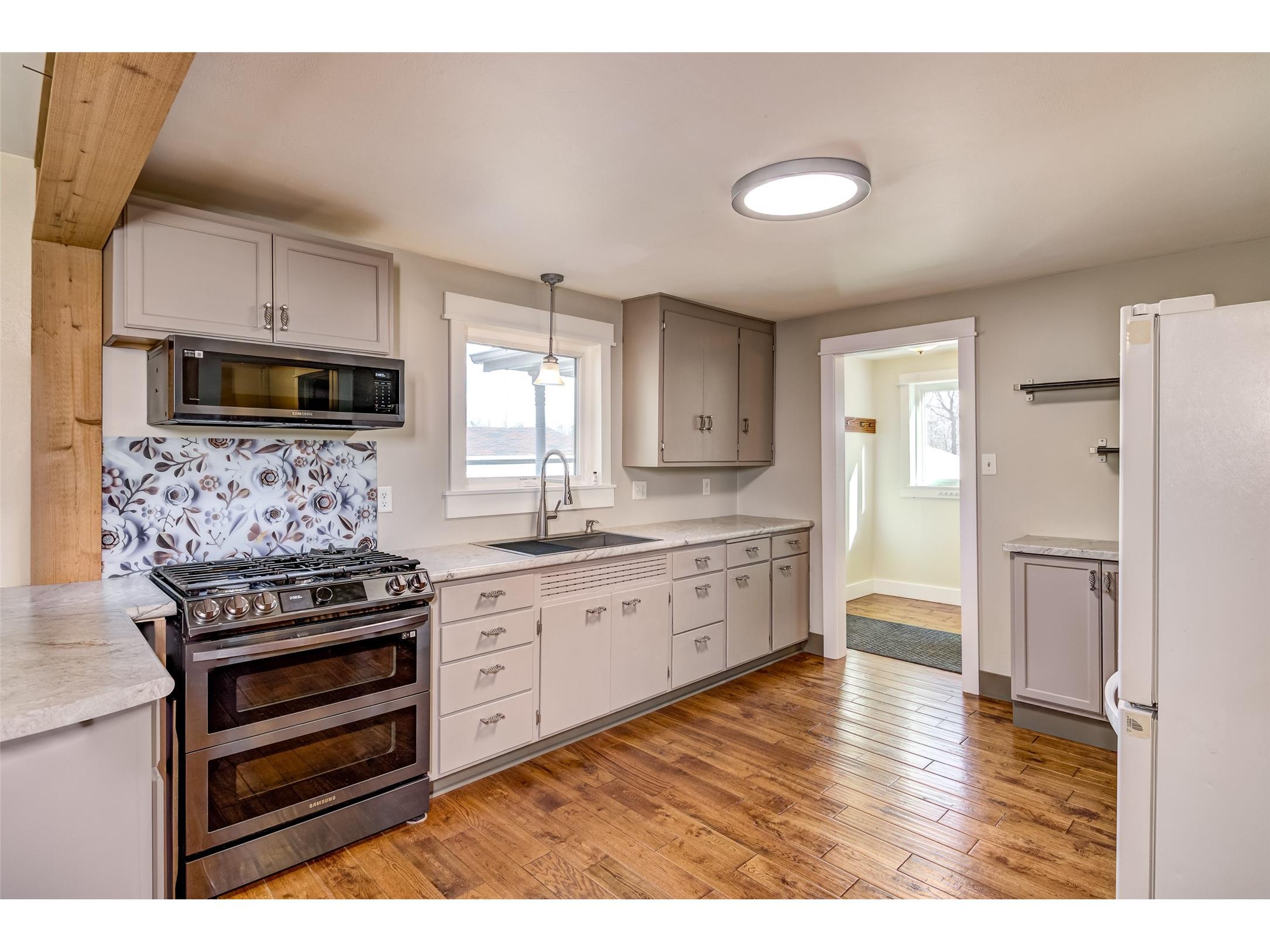 683 W Riverside Avenue Mondovi WI 54755 1599039 image12