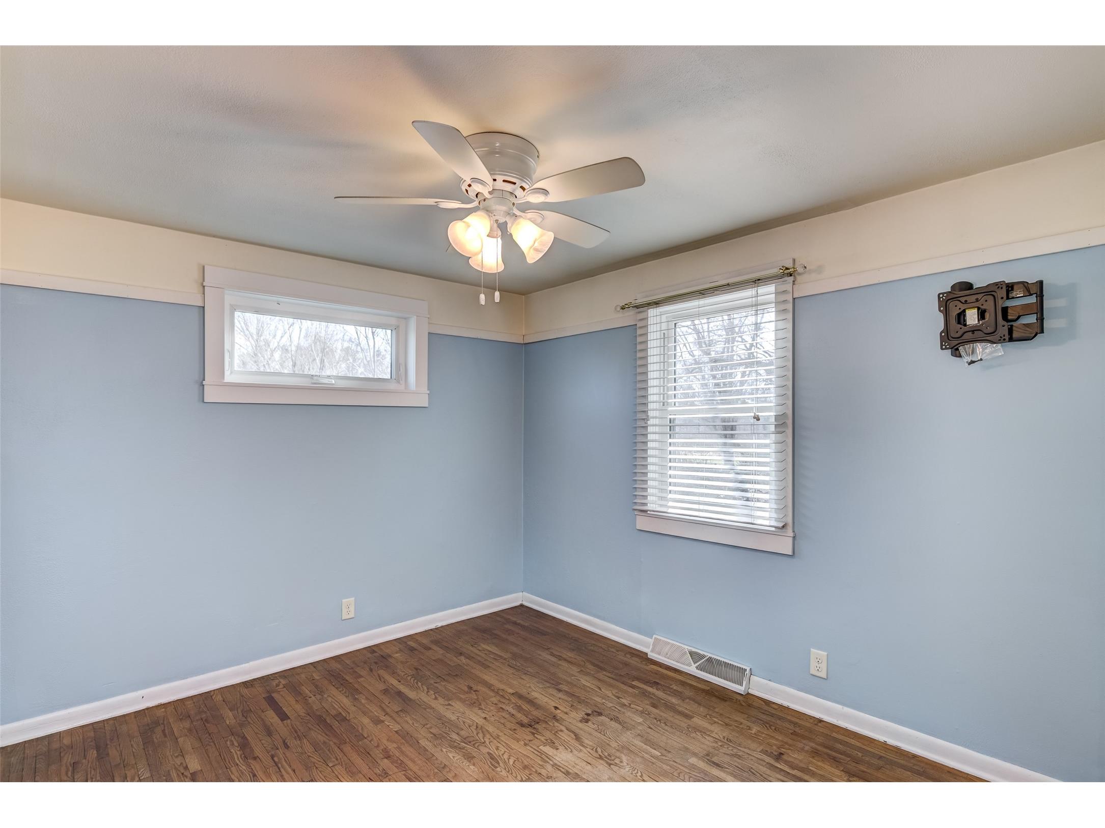 683 W Riverside Avenue Mondovi WI 54755 1599039 image15