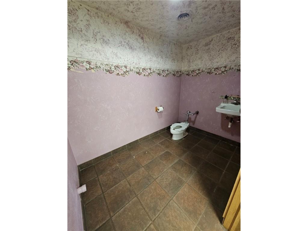 685 1st Avenue Cumberland WI 54829 - Hay River 1591049 image23