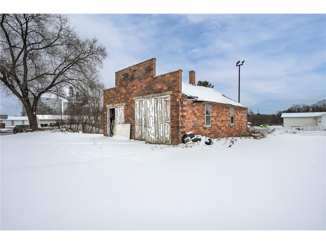 693 E Main Street Mondovi WI 54755 1586324 image31