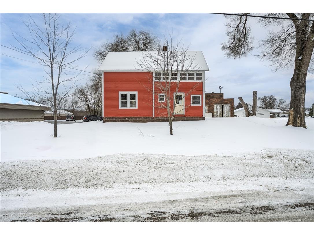 693 E Main Street Mondovi WI 54755 1586324 image36