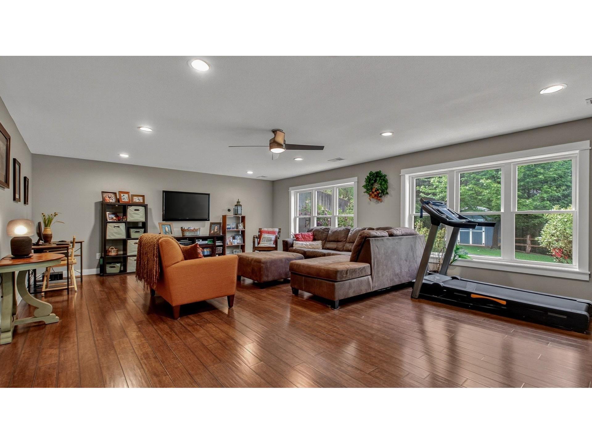 695 Autumn Drive Altoona WI 54720 1601316 image24
