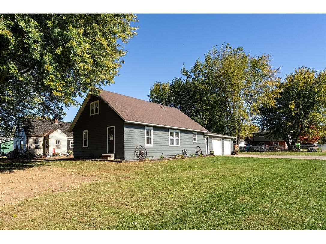 700 N Washington Street Thorp WI 54771 1598010 image1