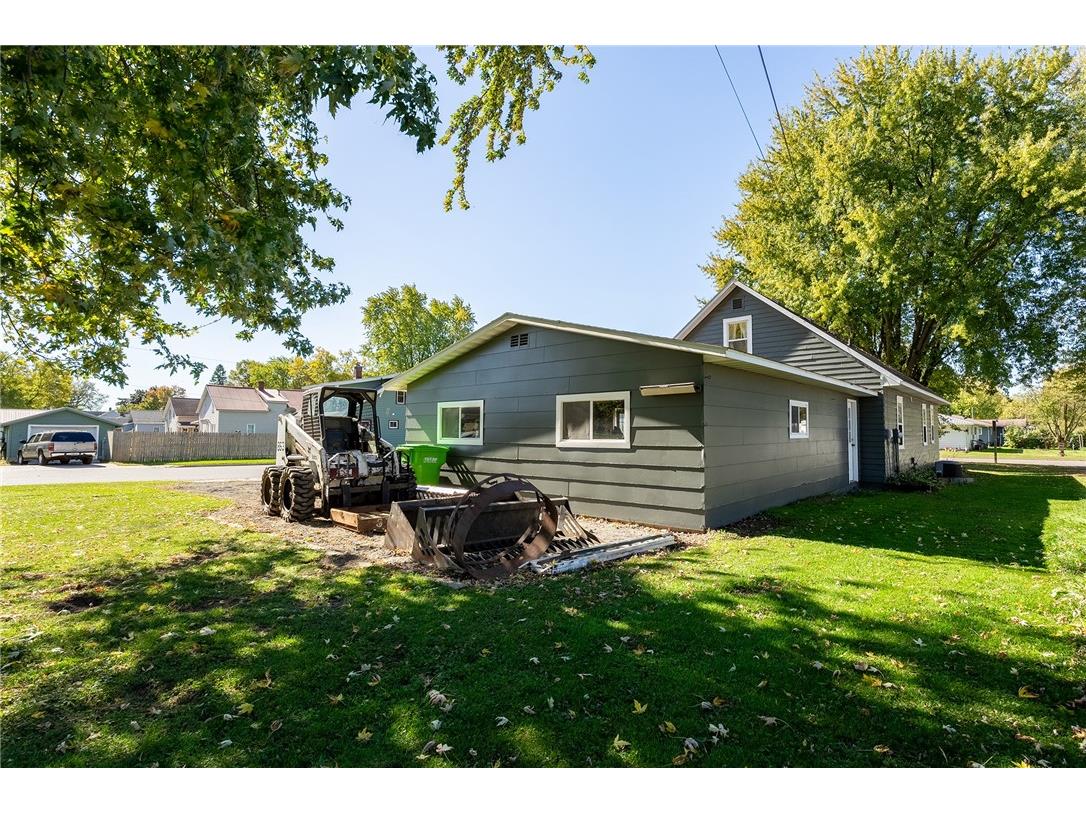 700 N Washington Street Thorp WI 54771 1598010 image22