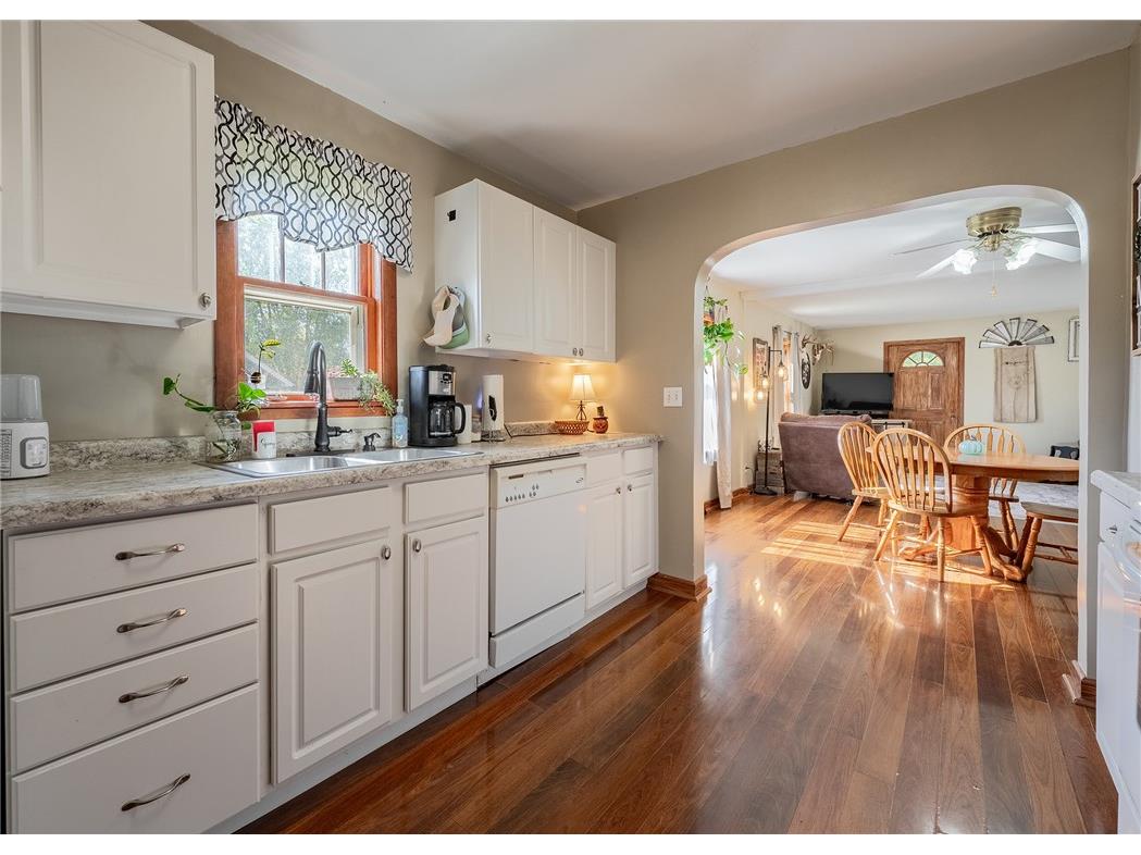 700 N Washington Street Thorp WI 54771 1598010 image5