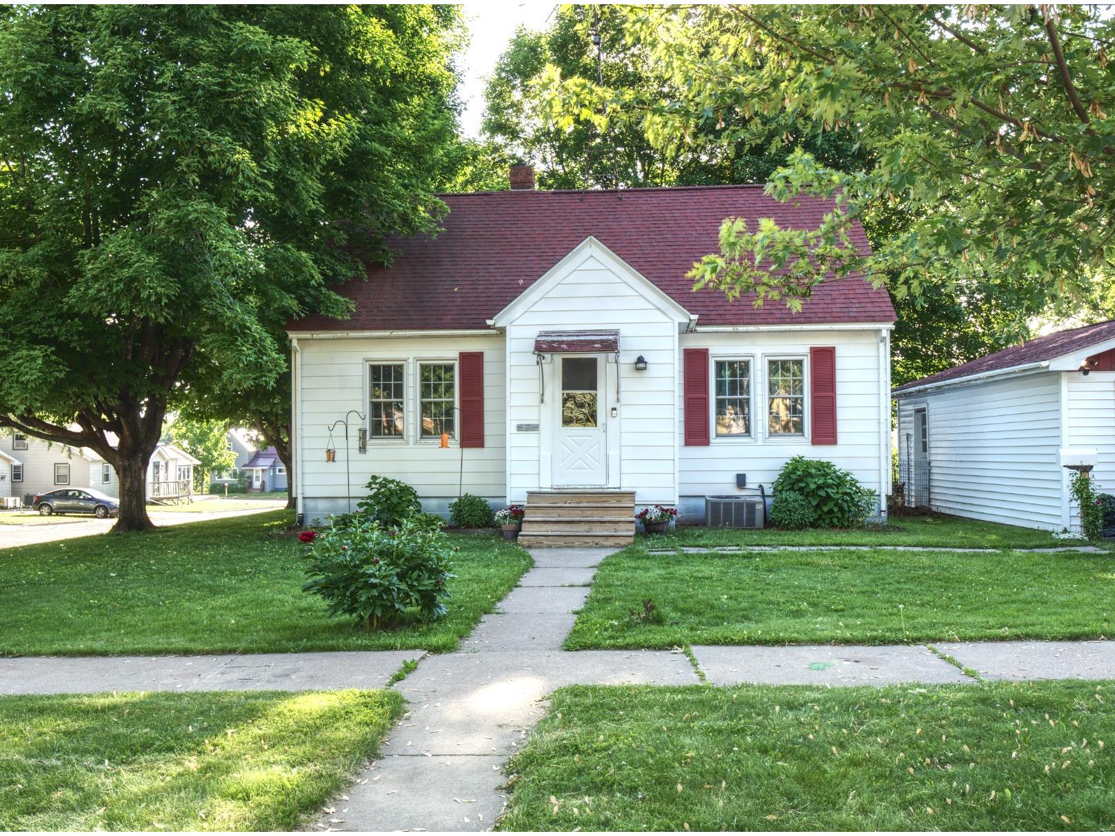 701 Park Avenue Stanley WI 54768 1600985 image1