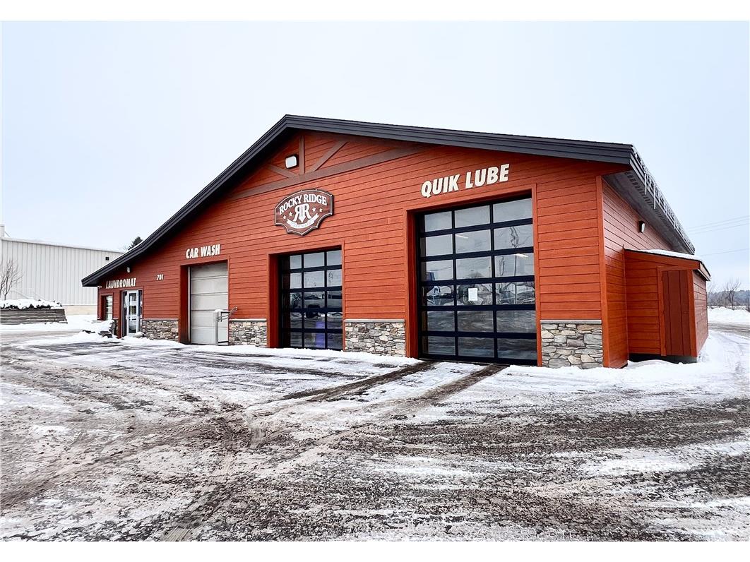 701 S River Street Spooner WI 54801 1597715 image29