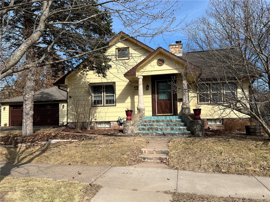 702 Franklin Street Spooner WI 54801 1589766 image1