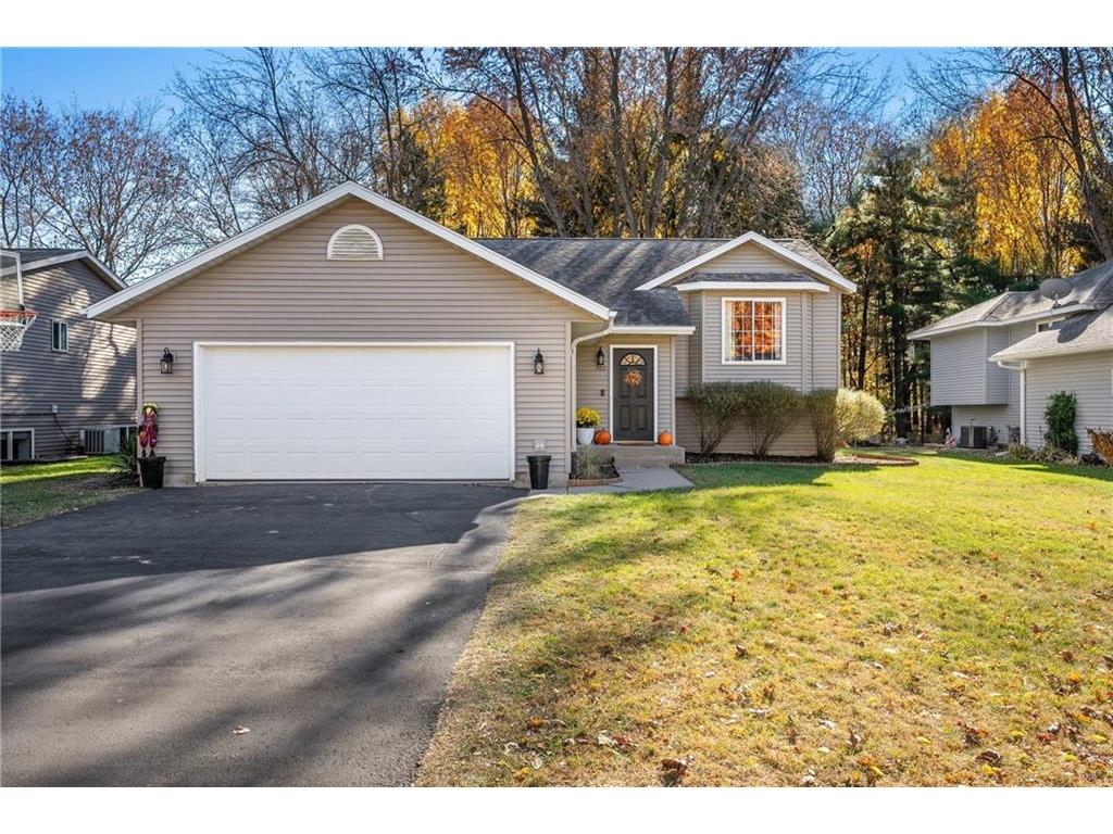 703 Hewitt Street Eau Claire WI 54703 1586901 image1