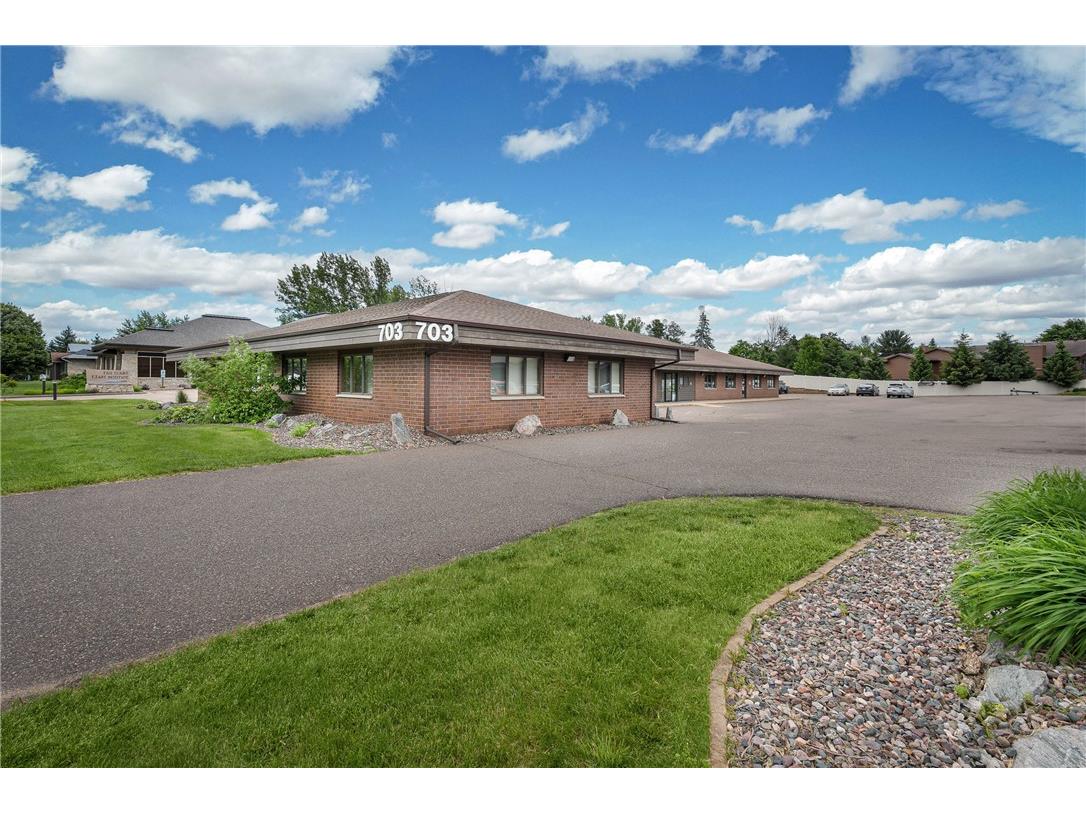 703 W Hamilton Avenue Eau Claire WI 54701 1591313 image1