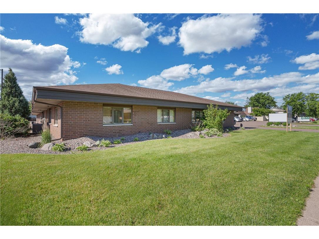 703 W Hamilton Avenue Eau Claire WI 54701 1591313 image2