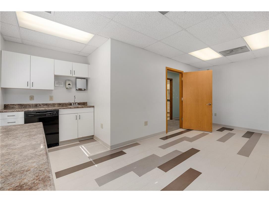 703 W Hamilton Avenue Eau Claire WI 54701 1591313 image23
