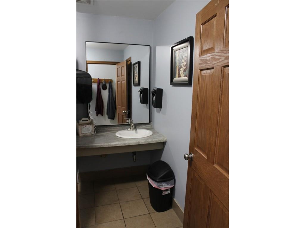 704 E Grand Avenue Chippewa Falls WI 54729 1576541 image13