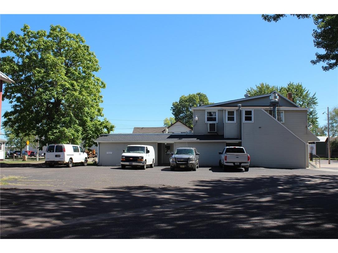 704 E Grand Avenue Chippewa Falls WI 54729 1576541 image4